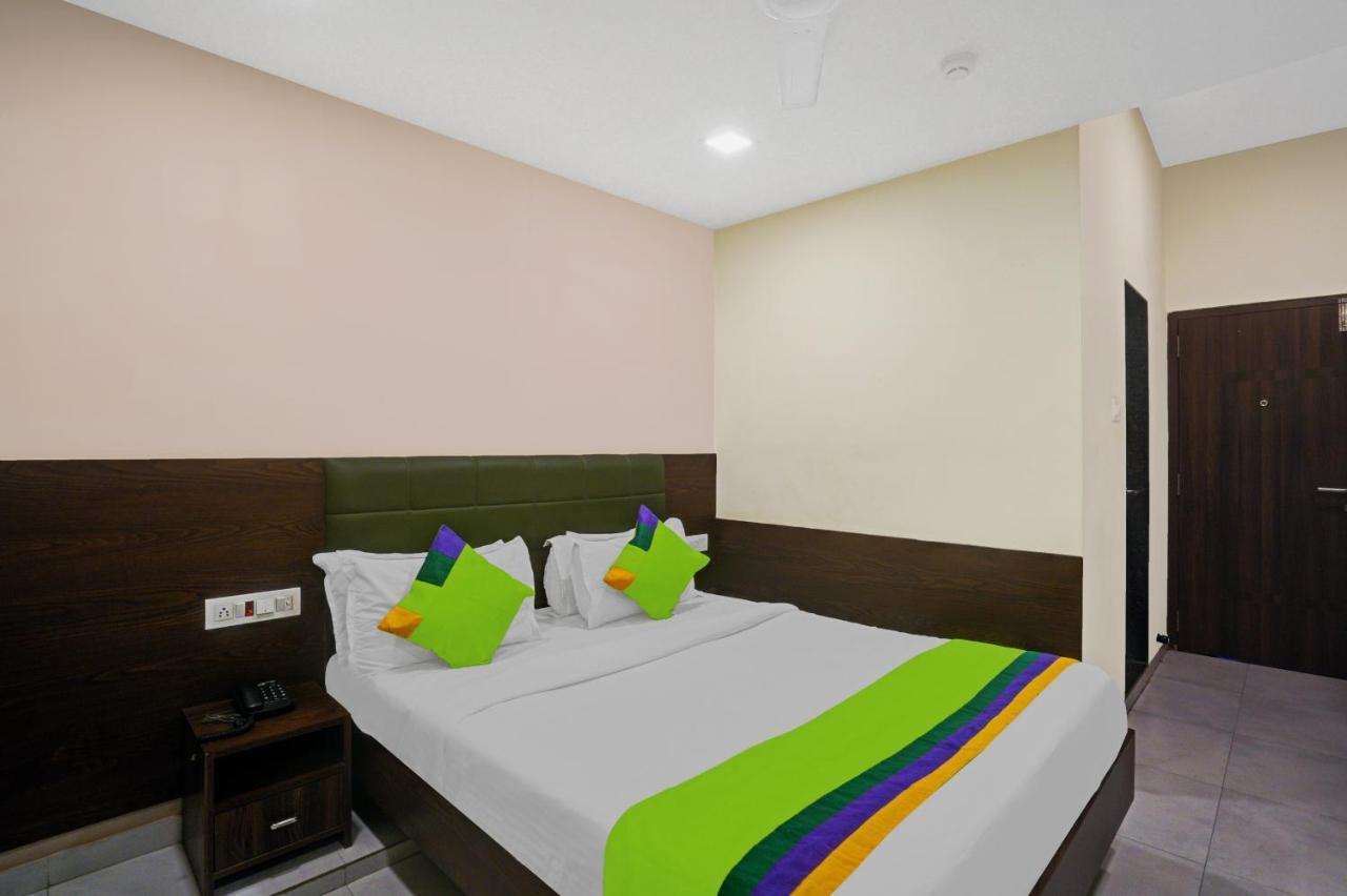 Greenotel Rooms Hazira, Surat Exterior photo