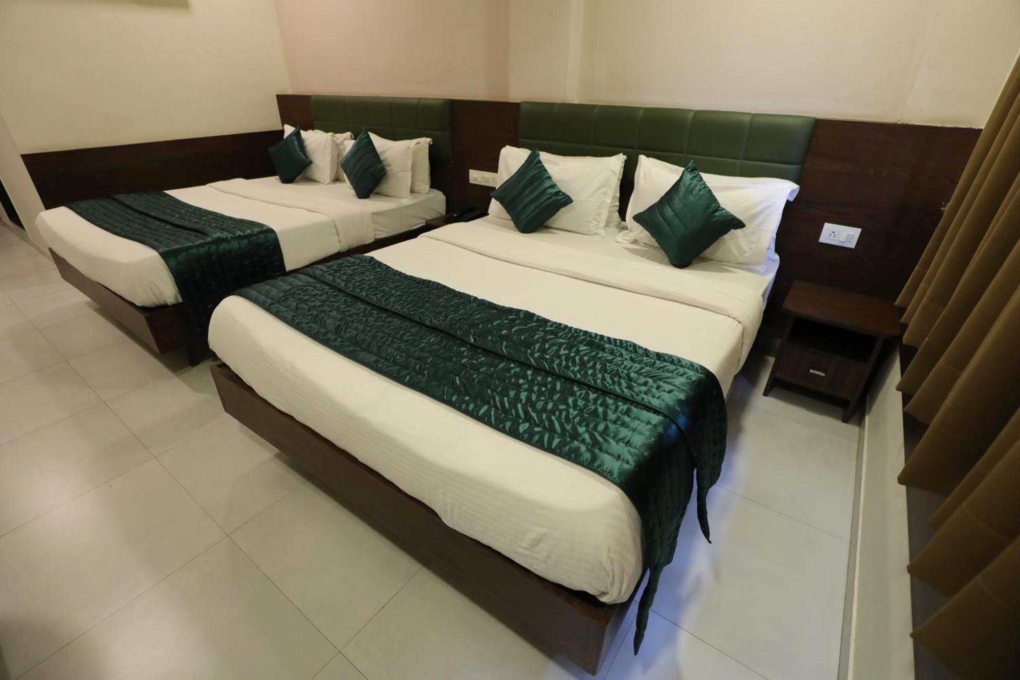 Greenotel Rooms Hazira, Surat Exterior photo